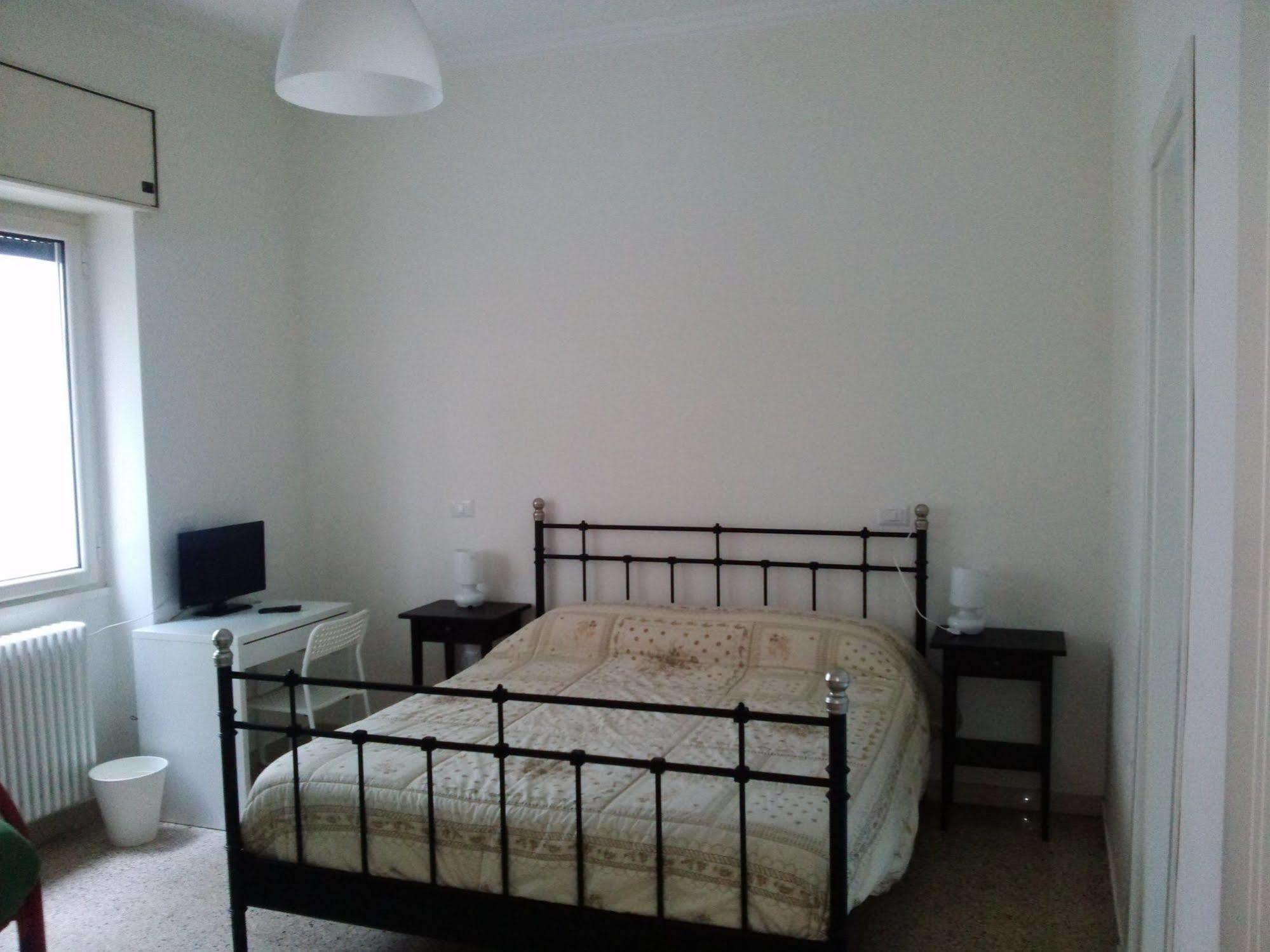 Couette-café Domus Aurea 3*